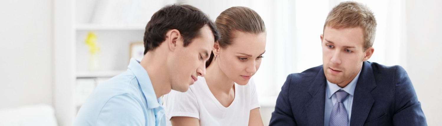 Beratungsgespräch mit einem Unternehmensteam